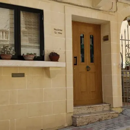 Charming In Qala, Gozo