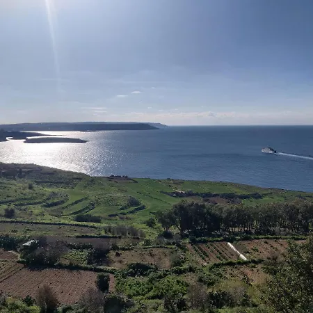 Charming In Qala, Gozo Appartamento